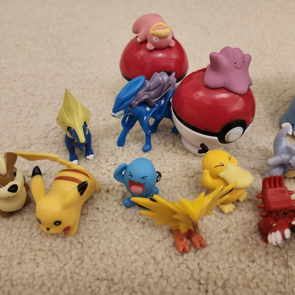 Pokemon Figures (Bundle) - Picture 3 of 4